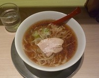 「喜多方らーめん（朝らー）」@麺や 七彩 東京駅の写真