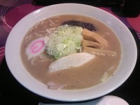 「らーめん780円（中盛）」@三ツ矢堂製麺 蒲田店の写真