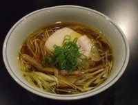 「２号ラーメン（醤油）」@ラァメン家 69’N’ ROLL ONEの写真