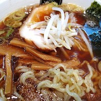 「醤油ラーメン　700円」@中野汁場 進化の写真