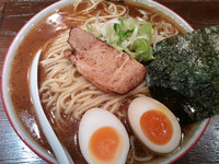 「学生ラーメン(500円)」@らーめん よし丸の写真