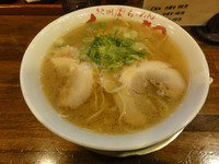 「にぼし」@紀州和歌山ラーメン きぶんや 大阪道頓堀店の写真