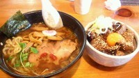 「ラーメン 650円＋ミニチャーシュー丼350円」@麺屋 渡来人（Try-Jin）の写真