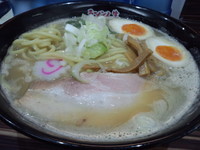 「鶏煮込みそば 730円 (玉子＋100円、大盛＋100円)」@ラーメン人生 JET 福島本店の写真