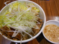 「汁なし（並盛）」@中華そば 伝堂の写真