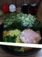 「らーめん（並）」@家系らーめん 武蔵家 川越店の写真