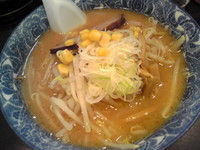 「みそラーメン￥420」@肉厚わんたん麺と手作り焼売 ら麺亭 浅草支店の写真