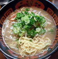 「希望軒とんこつラーメン（クーポン利用）￥５００」@希望軒 新宿三丁目店の写真
