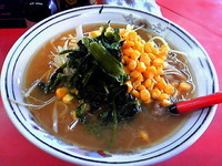 「ネギラーメン　￥700」@ラーメンショップ マンザイ 浦舟町店の写真