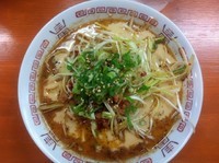「辛豚骨醤油」@二十八代目 哲麺 鶴ヶ島駅前店の写真
