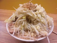 「ラーメン(ヤサイ・ニンニク・アブラ) ￥650」@ラーメン荘 夢を語れの写真