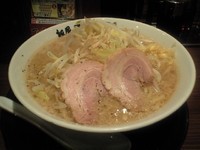 「ガッツ系ラーメン（680円）」@麺屋ZERO1 両国駅前店の写真