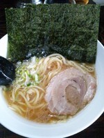 「とんこつ醤油ラーメン（650円）」@豚骨醤油 蕾の写真