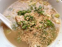 「ふつーのとんこつ（650円）」@さんじの写真