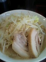 「ラー（６５０円）　全マシ」@ゴリラーメンの写真