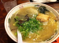 「博多味玉ラーメン(麺硬め)」@てのごい屋の写真