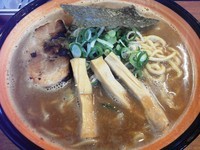 「鶏豚ラーメン￥650+大盛￥0」@つけ麺マン 茨木店の写真