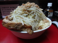 「大ラーメン＋巻きチャー（550g、全マシ）」@蓮爾 登戸店の写真