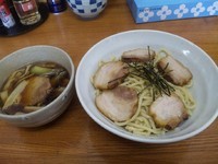 「肉つけ麺」@つけ麺やったるでの写真