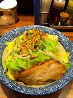 「汁なし油そば」@ラーメン燈郎の写真