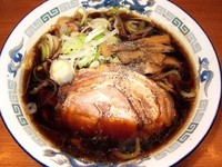 「中華そば　700円」@富山ブラックラーメン だらんま 神田本店の写真