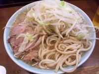 「豚入りラーメン￥800」@ラーメン二郎 池袋東口店の写真