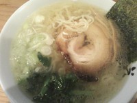 「天然塩らーめん　７００円」@新宿めんや 風花 本店の写真