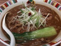 「十勝豚麺（赤味噌） 890円」@麺屋 開高 新千歳空港店の写真
