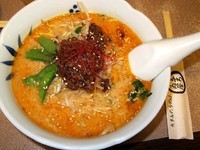 「胡麻の旨辛そば　850円」@与ろゐ屋の写真