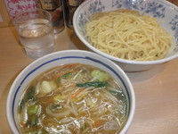 「もりそば（７００円）中盛同額・７の日サービス（野菜）」@七福神 池袋店の写真