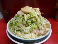 「小ラーメン豚入り　ニンニク増しヤサイアブラカラメ」@ラーメン二郎 中山駅前店の写真