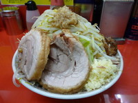 「ラーメン（※500円）　+豚一枚　ヤサイニンニクアブラカラメ」@八王子田田の写真