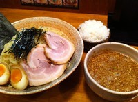 「特製正油全部盛りつけ麺」@麺や つねじの写真