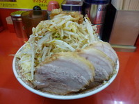 「大ラーメン（※700円）+豚一枚　ヤサイニンニクアブラカラメ」@八王子田田の写真