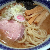 「中華そば￥７００＋クーポンメンマ」@俺の麺 春道の写真