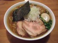 「煮干蕎麦（醤油）730円　中太麺  大盛100円」@喜乃壺の写真