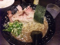 「バリとんこつ 700円」@バリバリジョニー 彦根店の写真