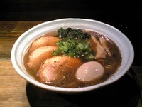 「得乗せ魚介醤油ラーメン 900円」@麺や 幸村の写真