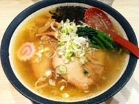 「煮干塩そば　（大盛、780円）」@麺場 風天の写真