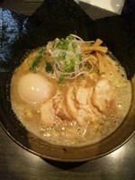 「魚だしらーめん（ぶっこ盛り）」@ぶっこ麺らーめんの写真