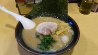 「醤油ラーメン680円」@山剛家 鴨居店の写真