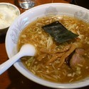 中華麺800円+半ライス100円