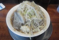 「小ラーメン（野菜、ニンニク）」@製麺所 豚とこむぎの写真