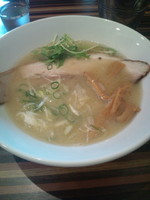 「トリパイタンラーメン」@ラーメン ロケットキッチンの写真