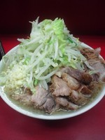 「小ダブル野菜ニンニク」@ラーメン二郎 中山駅前店の写真