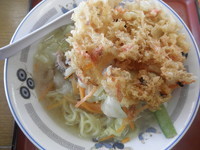 「タンメン+かき揚げ天ぷら 「450円+100円」」@山田うどん 芽吹店の写真
