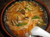 「肉糸湯麺（肉そば）　７３０円」@再来の写真