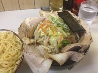 「もりチャーシュー野菜　チャーシュートッピング」@大勝軒 滝野川店の写真