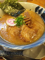 「八豚らーめん 平打ち麺 ６５０円」@麺屋 湯や軒の写真