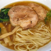 「らーめん＋大盛＋チャーシュー（クーポン）」@らーめん紬麦の写真
